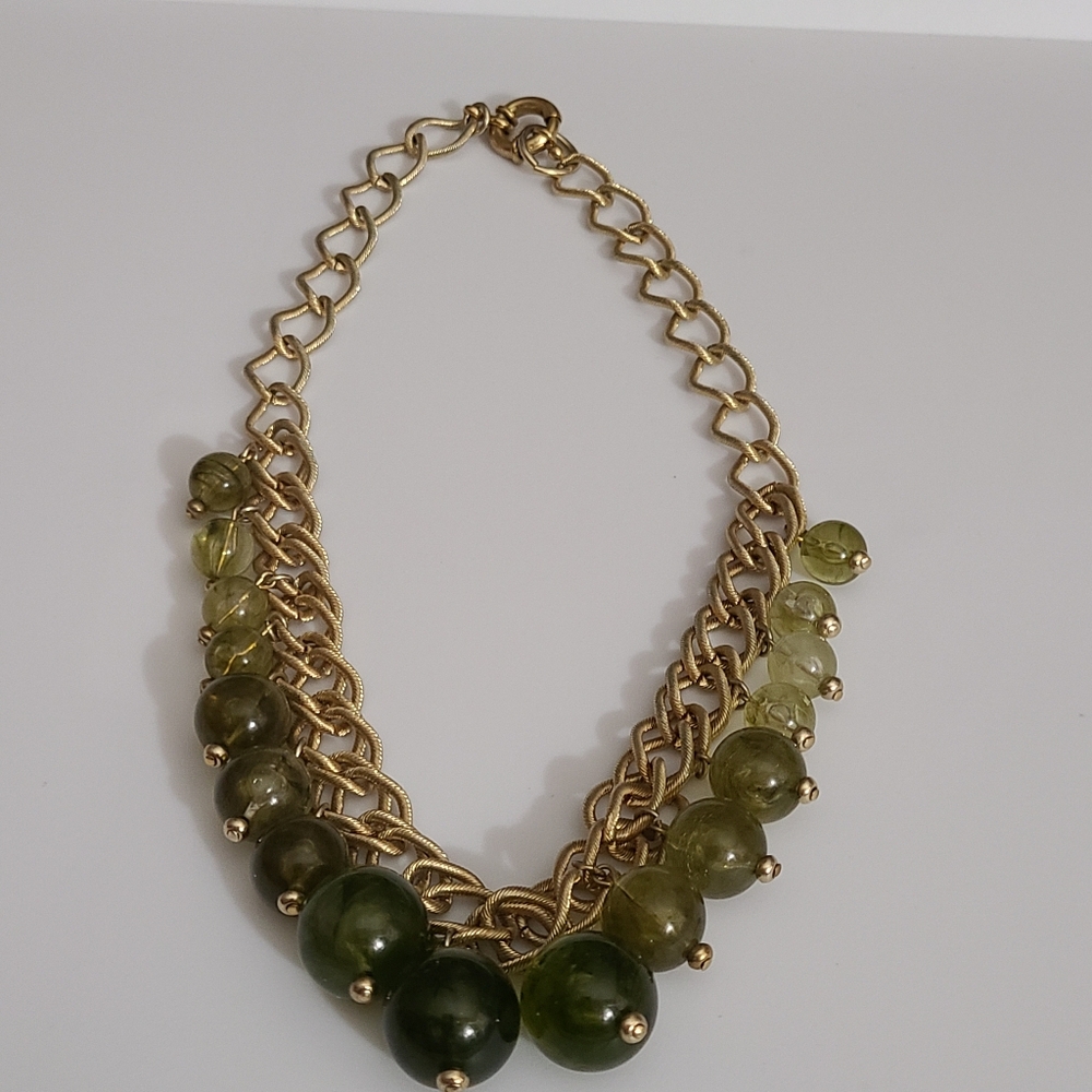 Vintage Olive Ombre Necklace Gold Textured Chain Lucite Beads Estate Euc